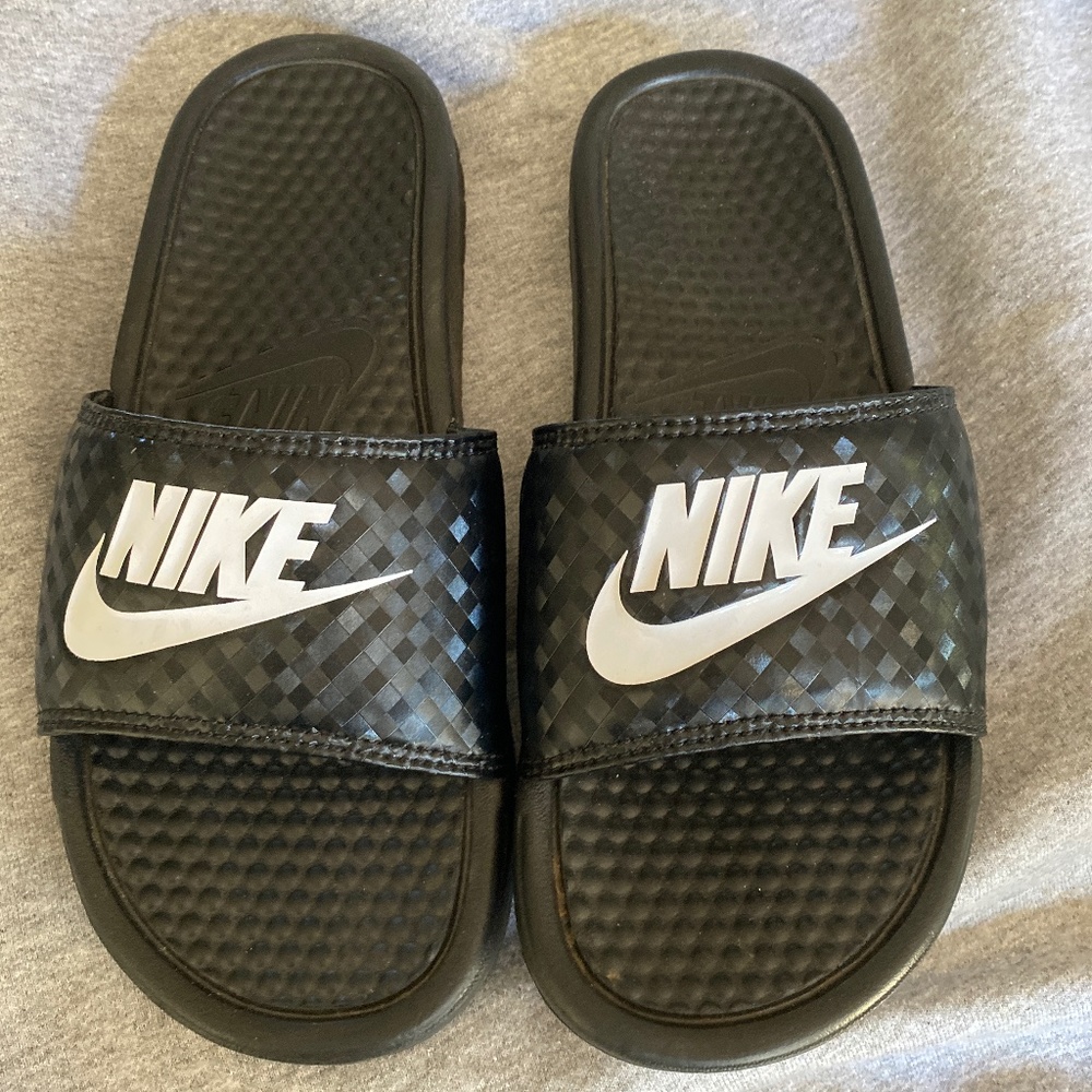 Nike slides